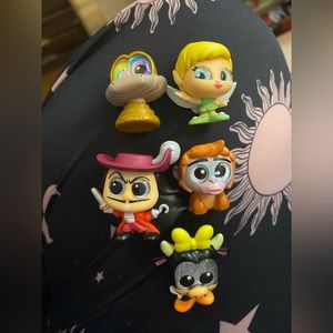 5 piece Disney doorables bundle❤️